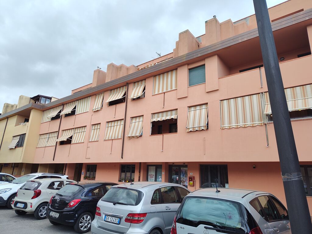 5307509  appartamento mq65 Buono